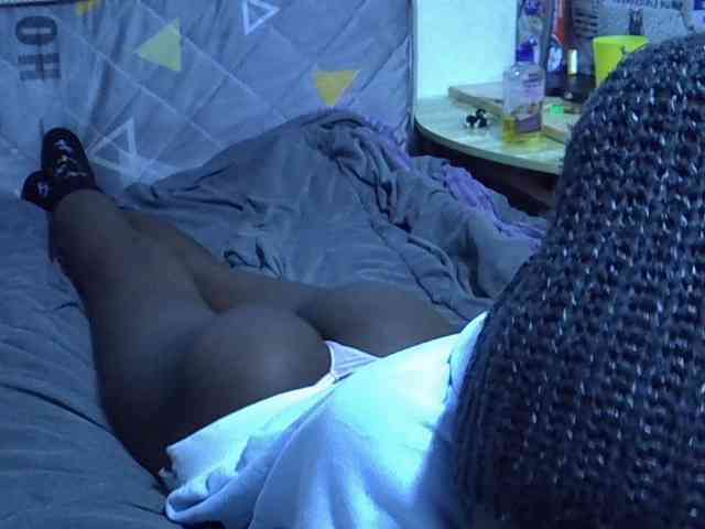 Sexybeiby1 webcam