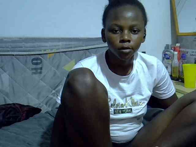 Sexybeiby1 webcam