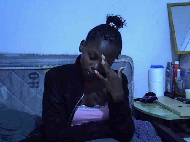 Sexybeiby1 webcam