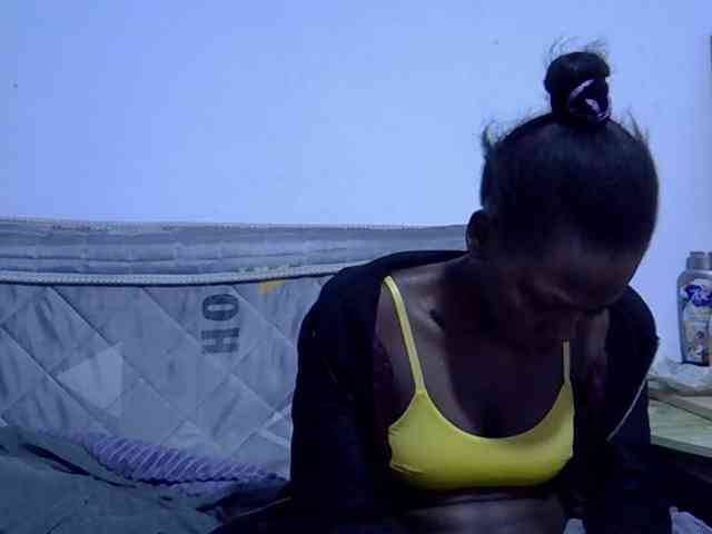 Sexybeiby1 webcam