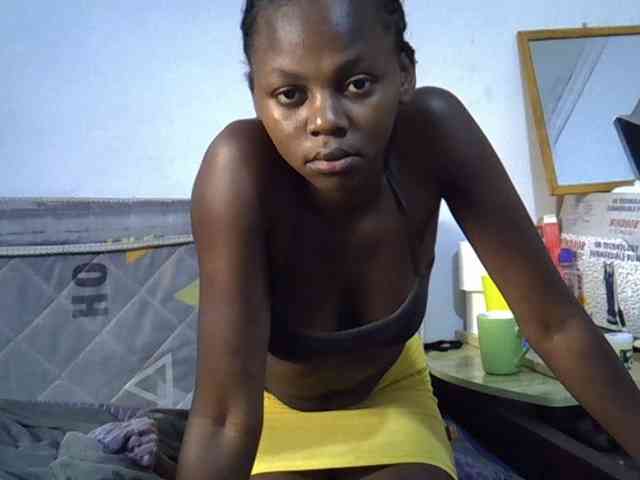 Sexybeiby1 webcam
