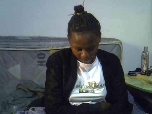 Sexybeiby1 webcam