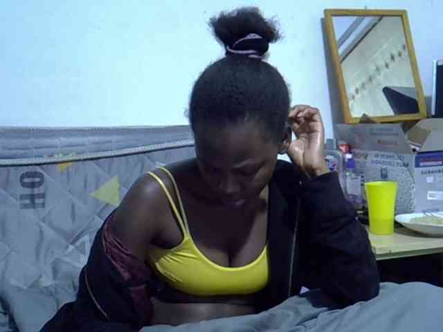 Sexybeiby1 webcam