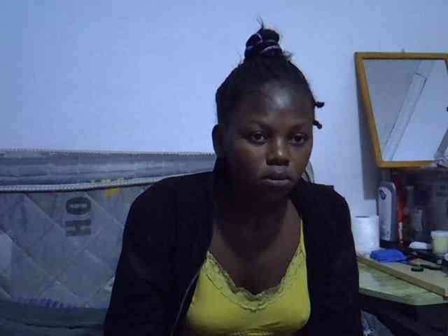 Sexybeiby1 webcam