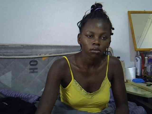 Sexybeiby1 webcam