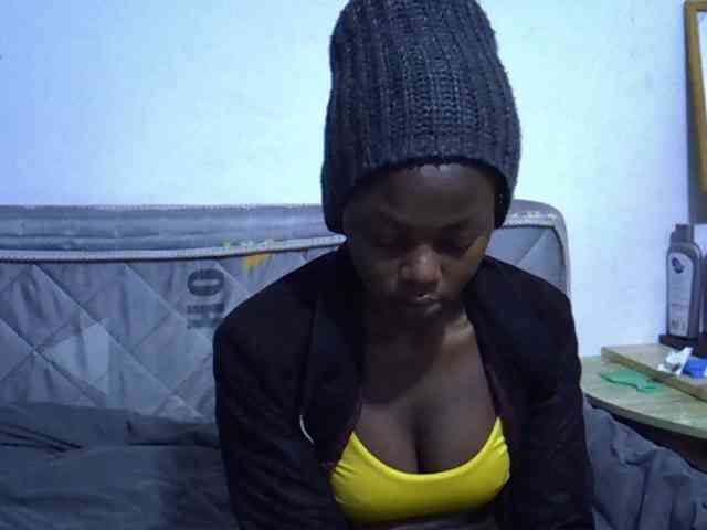 Sexybeiby1 webcam