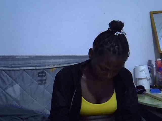 Sexybeiby1 webcam