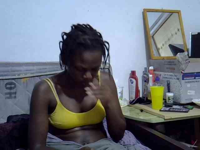 Sexybeiby1 webcam