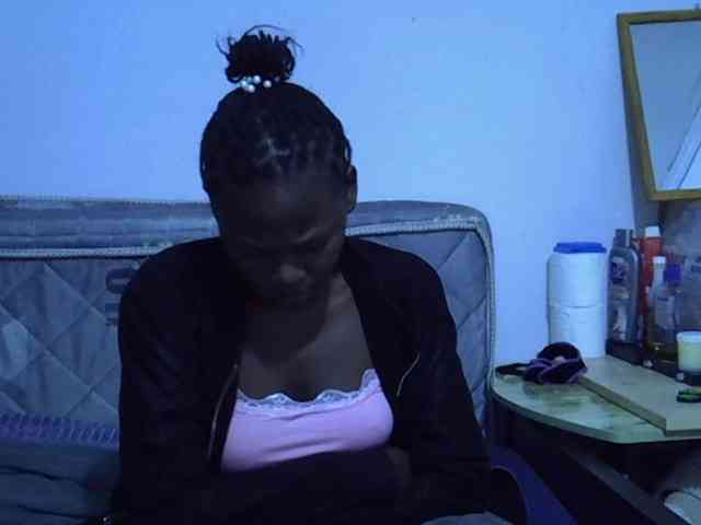 Sexybeiby1 webcam
