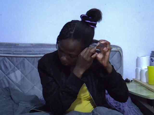 Sexybeiby1 webcam