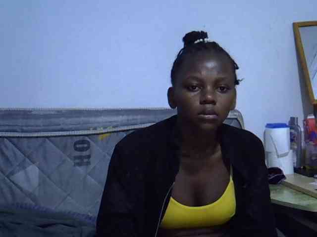 Sexybeiby1 webcam