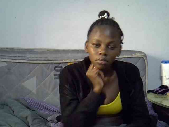 Sexybeiby1 webcam