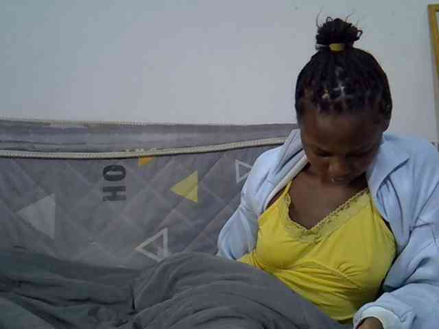 Sexybeiby1 webcam