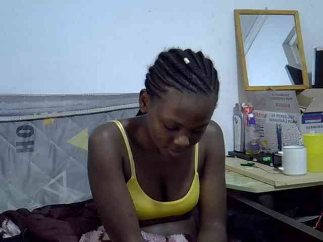 Sexybeiby1 webcam
