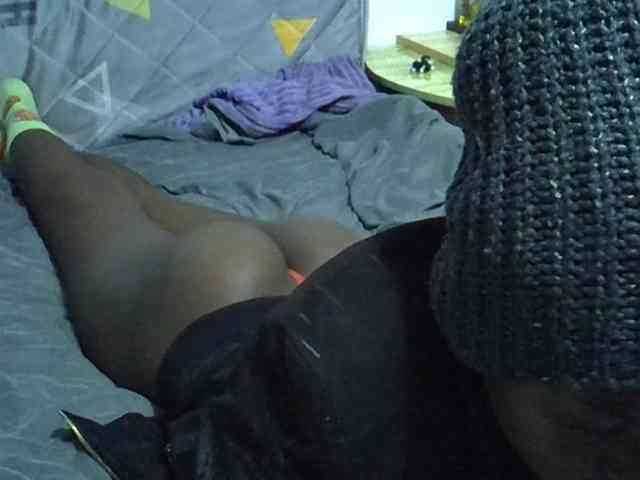 Sexybeiby1 webcam