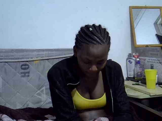 Sexybeiby1 webcam