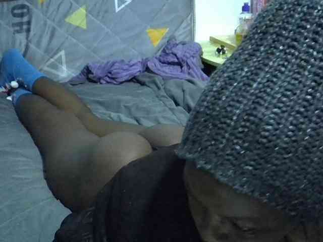 Sexybeiby1 webcam