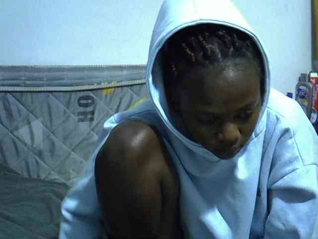 Sexybeiby1 webcam