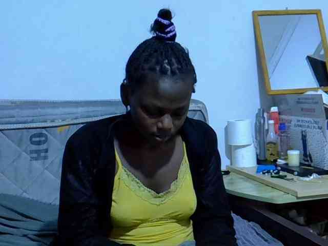 Sexybeiby1 webcam