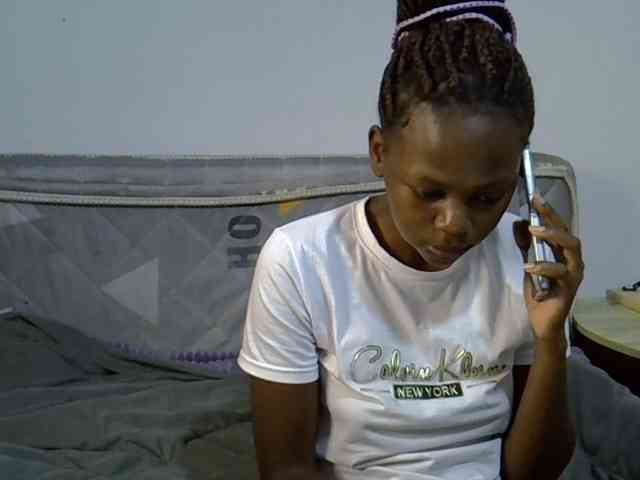 Sexybeiby1 webcam