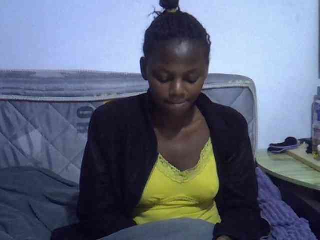 Sexybeiby1 webcam
