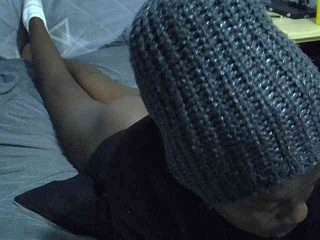 Sexybeiby1 webcam