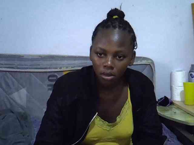 Sexybeiby1 webcam