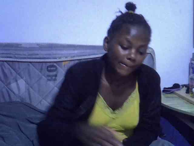 Sexybeiby1 webcam