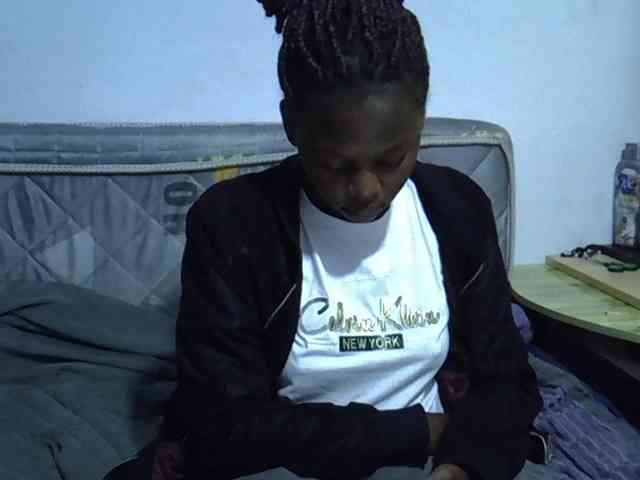 Sexybeiby1 webcam