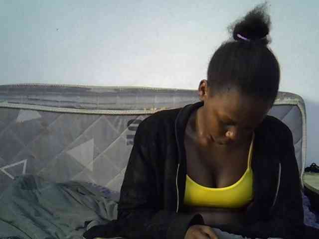 Sexybeiby1 webcam