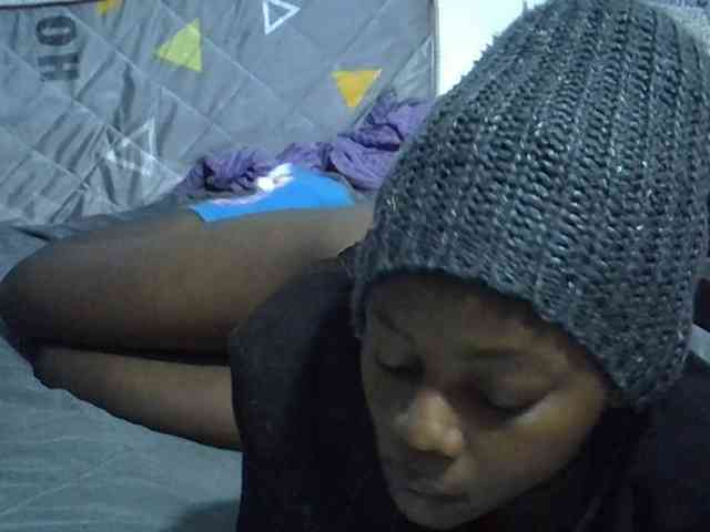 Sexybeiby1 webcam