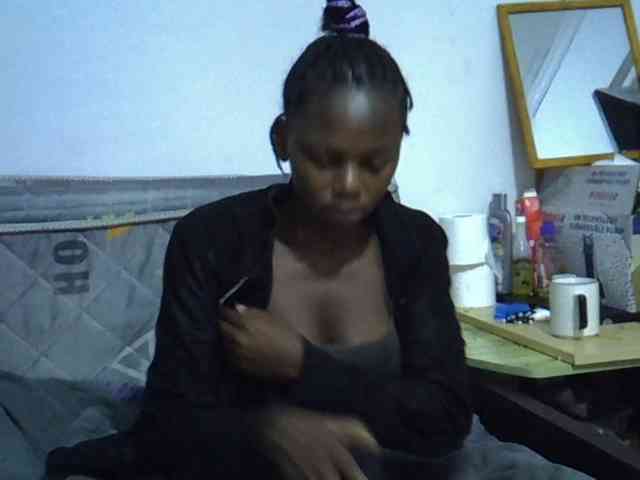 Sexybeiby1 webcam