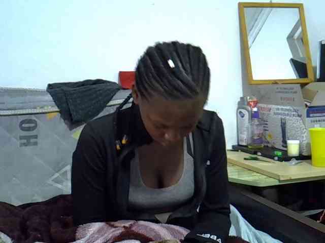 Sexybeiby1 webcam