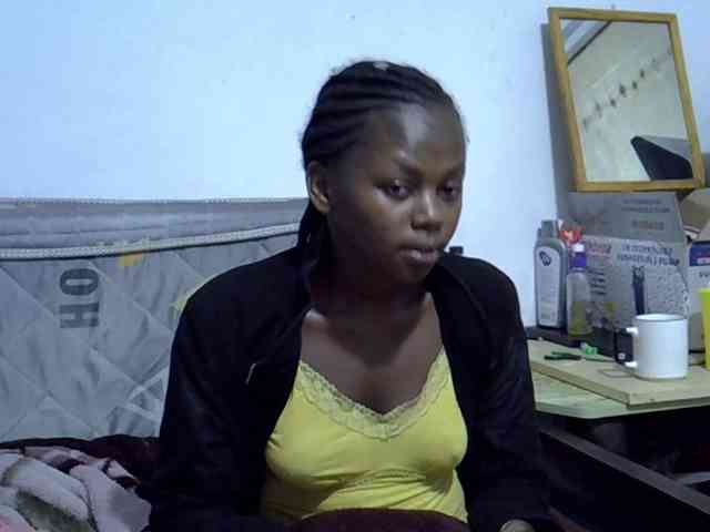 Sexybeiby1 webcam