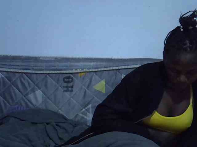 Sexybeiby1 webcam