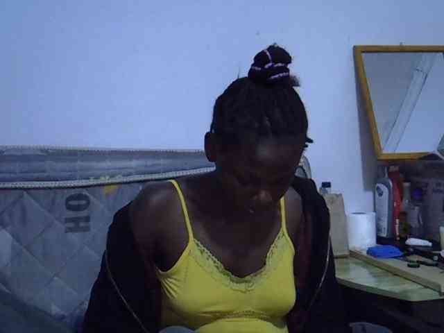 Sexybeiby1 webcam