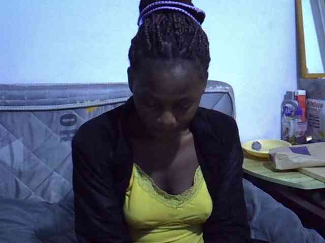 Sexybeiby1 webcam