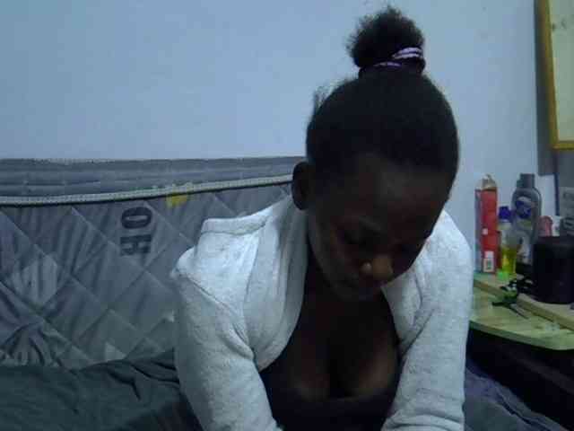 Sexybeiby1 webcam