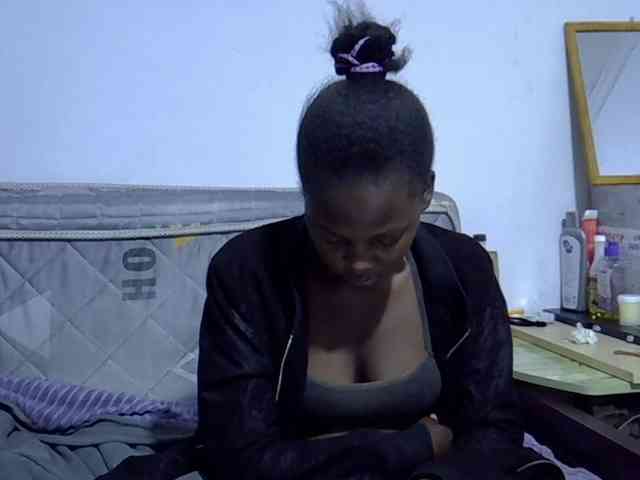 Sexybeiby1 webcam