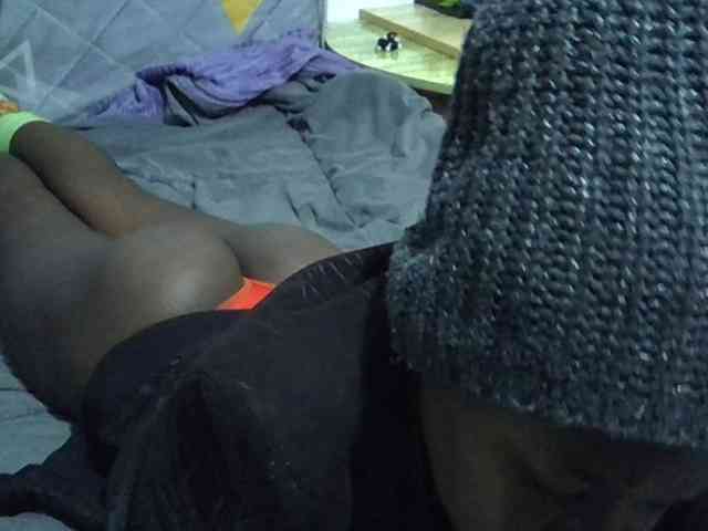 Sexybeiby1 webcam
