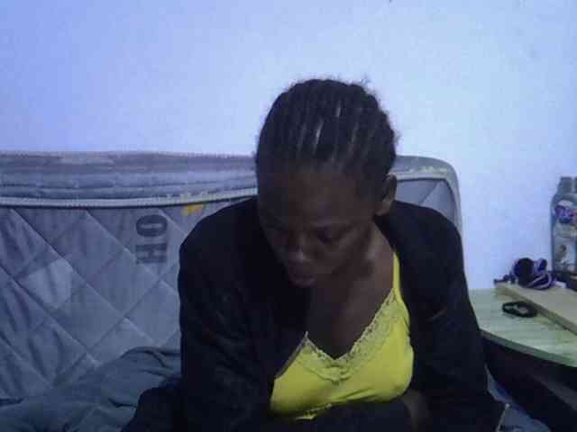 Sexybeiby1 webcam