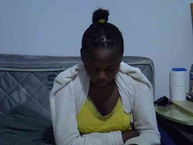 Sexybeiby1 webcam