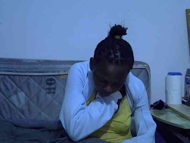 Sexybeiby1 webcam
