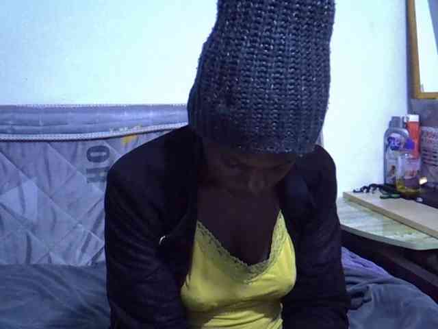 Sexybeiby1 webcam