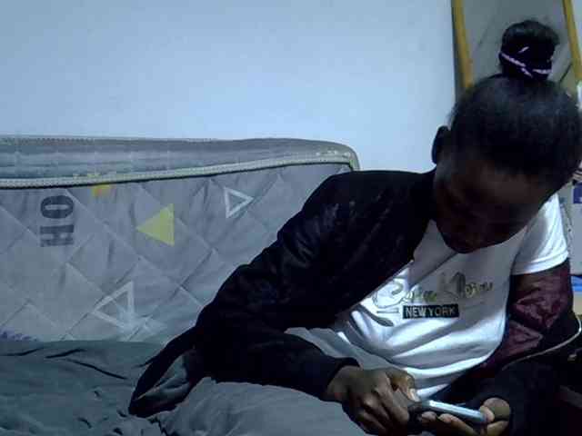 Sexybeiby1 webcam