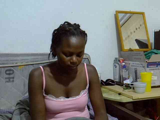 Sexybeiby1 webcam