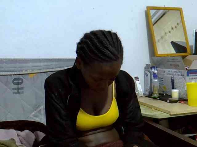 Sexybeiby1 webcam