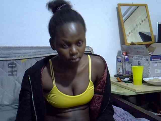 Sexybeiby1 webcam