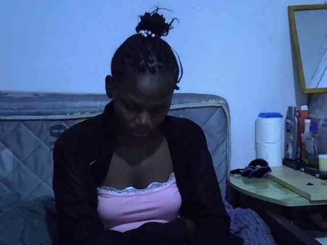 Sexybeiby1 webcam