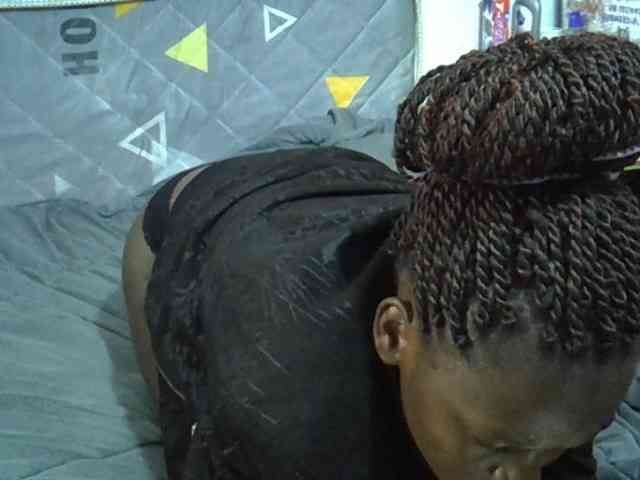 Sexybeiby1 webcam